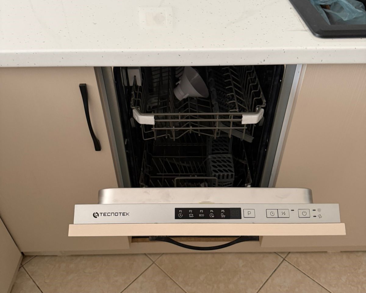 Albania Real Estate For Rent In Vlore, Albania